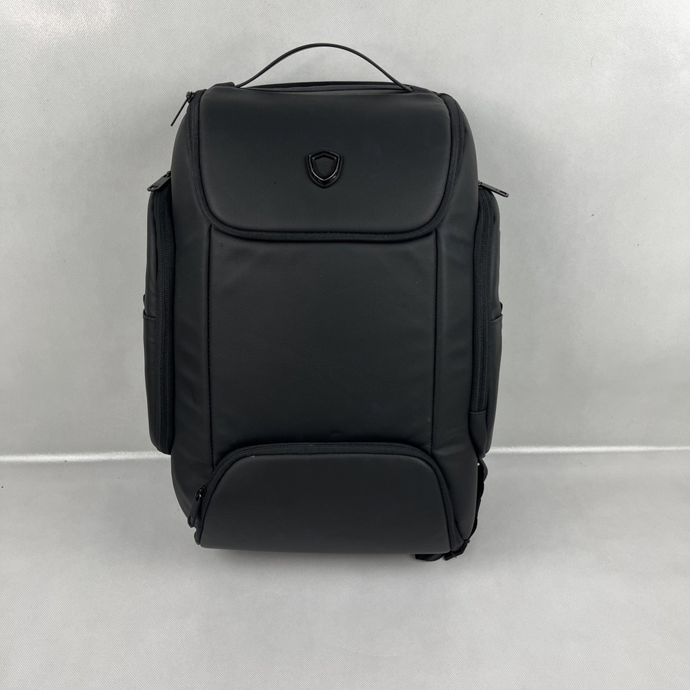 Traveler's Choice Breenon 19" Laptop Carry On Bag Backpack with USB Port  NWOT